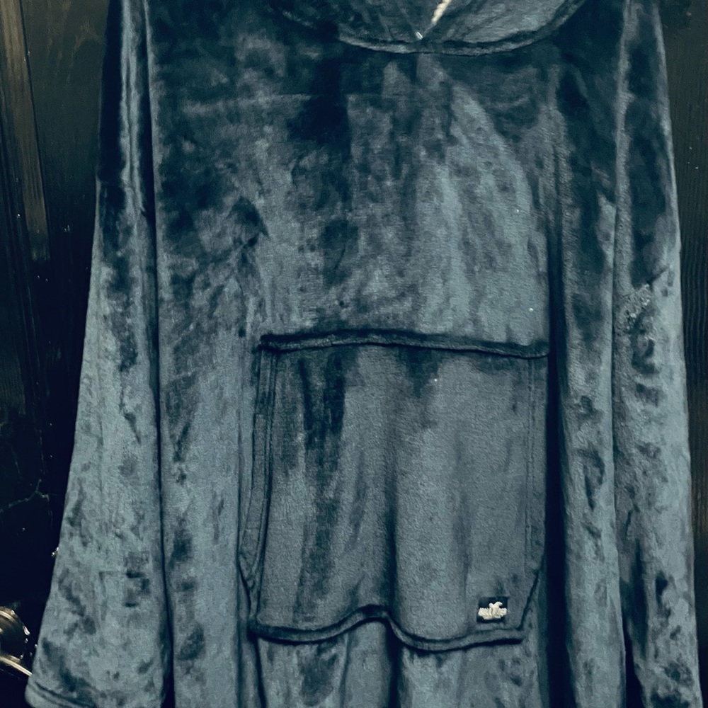 Hollister oversized hoodie, sleepwear